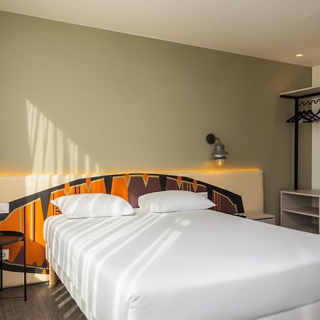 Ibis Styles Lisboa Centro Liberdade Ne Hotel Bagian luar foto