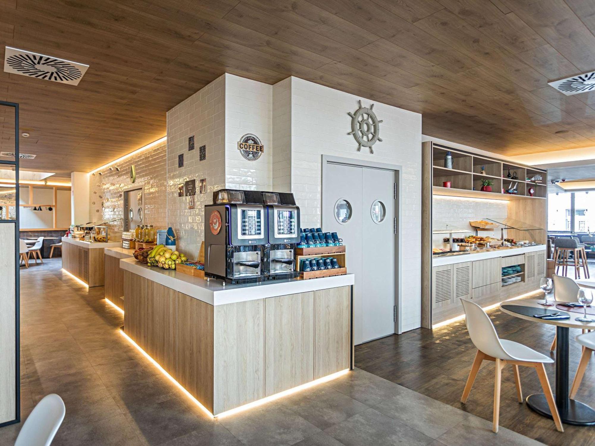 Ibis Styles Lisboa Centro Liberdade Ne Hotel Bagian luar foto